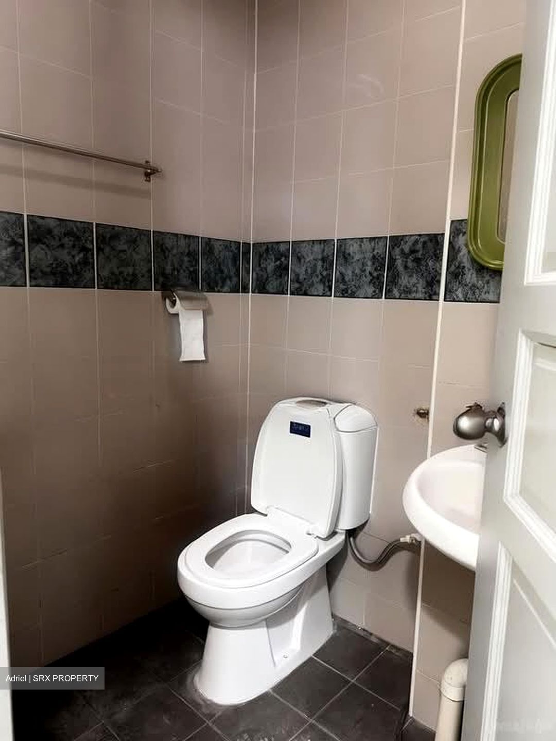 Joo Chiat Road (D15), Office #577061381